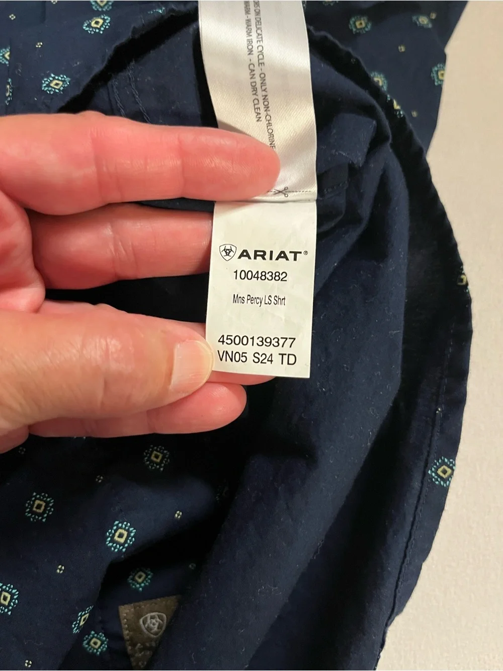 Ariat Percy Men’s L Tall Navy Western Shirt Geometric Rodeo Cowboy Americana